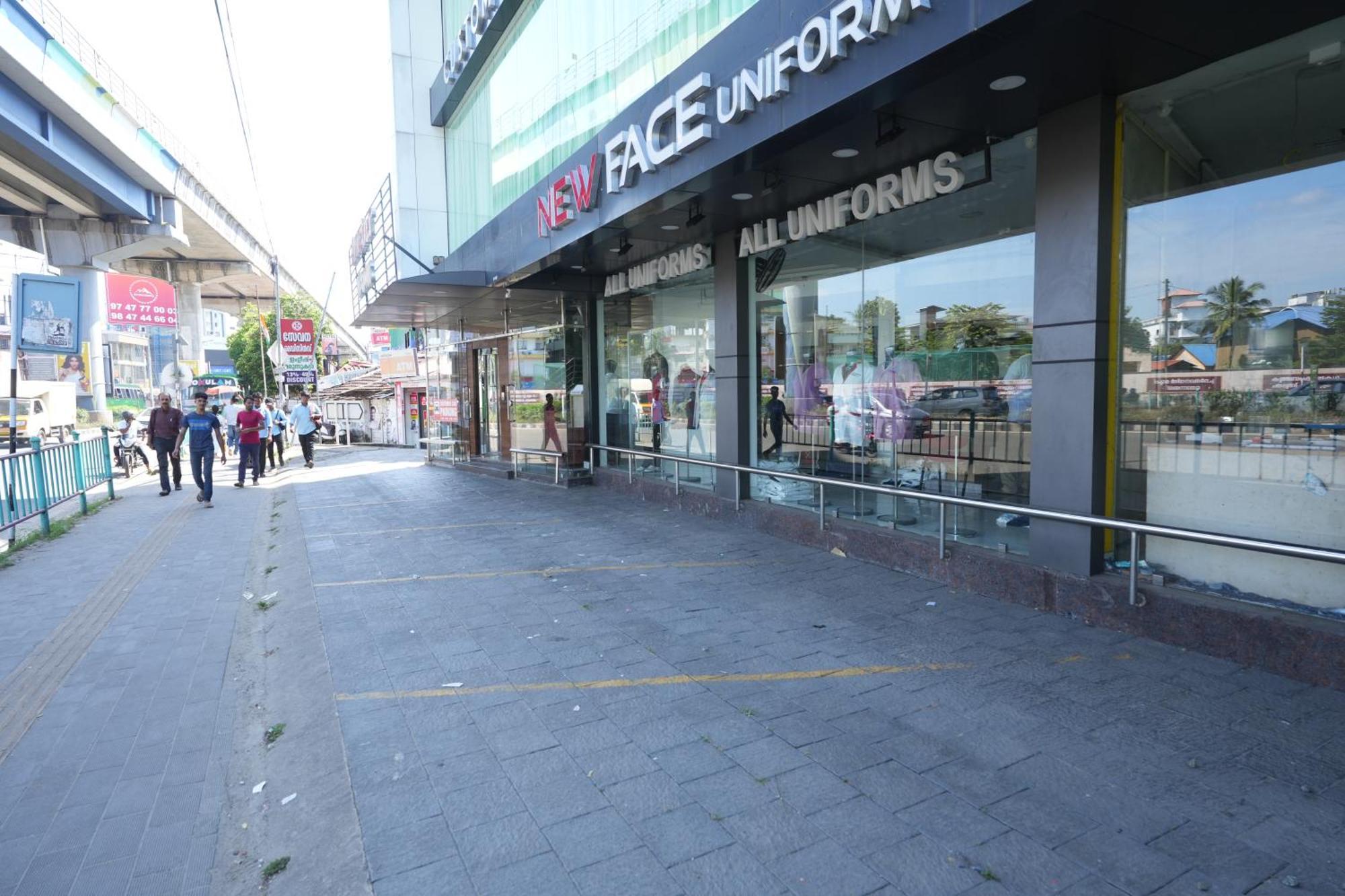 Amsher Suit Lulu Mall Road Hotell Kochi Exteriör bild